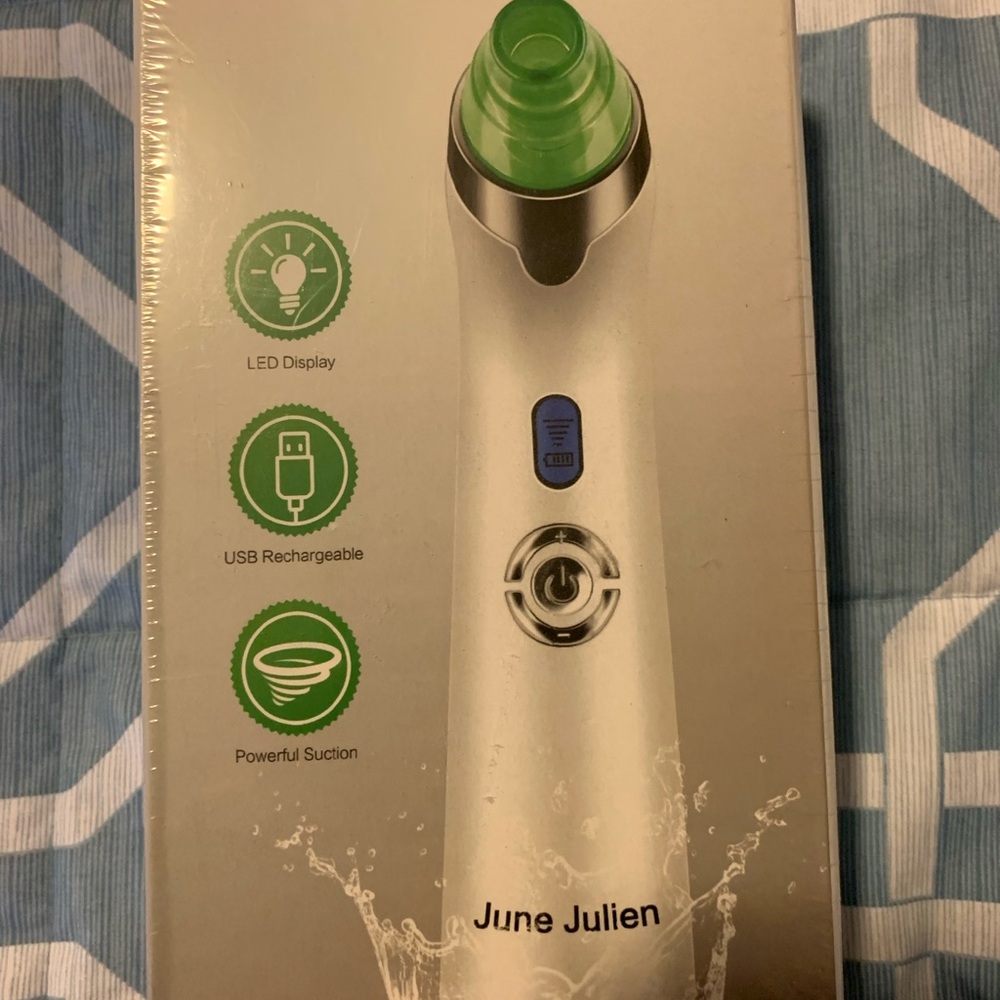June Julienne blackhead remover , NWT